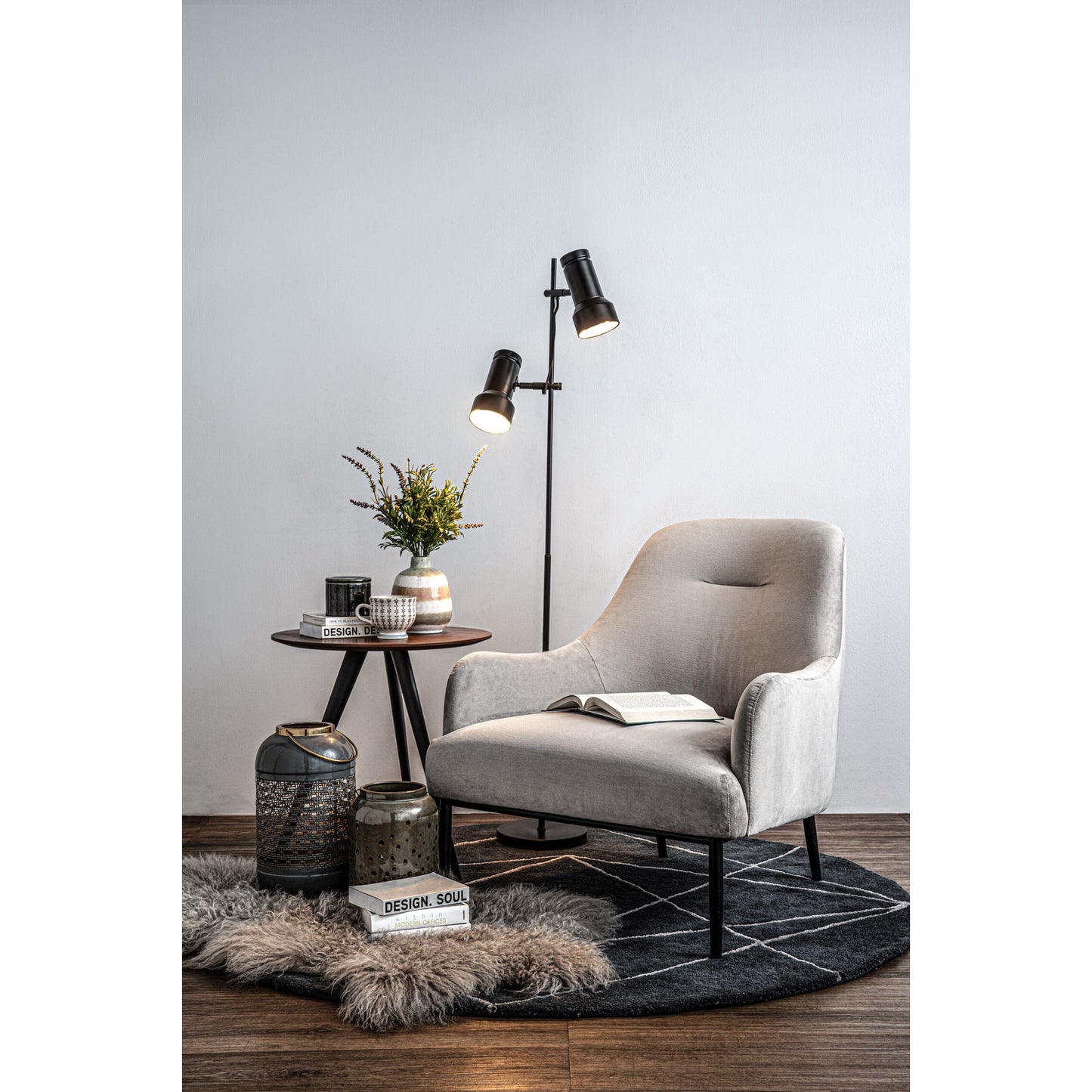 BRIXTON Lounge Chair