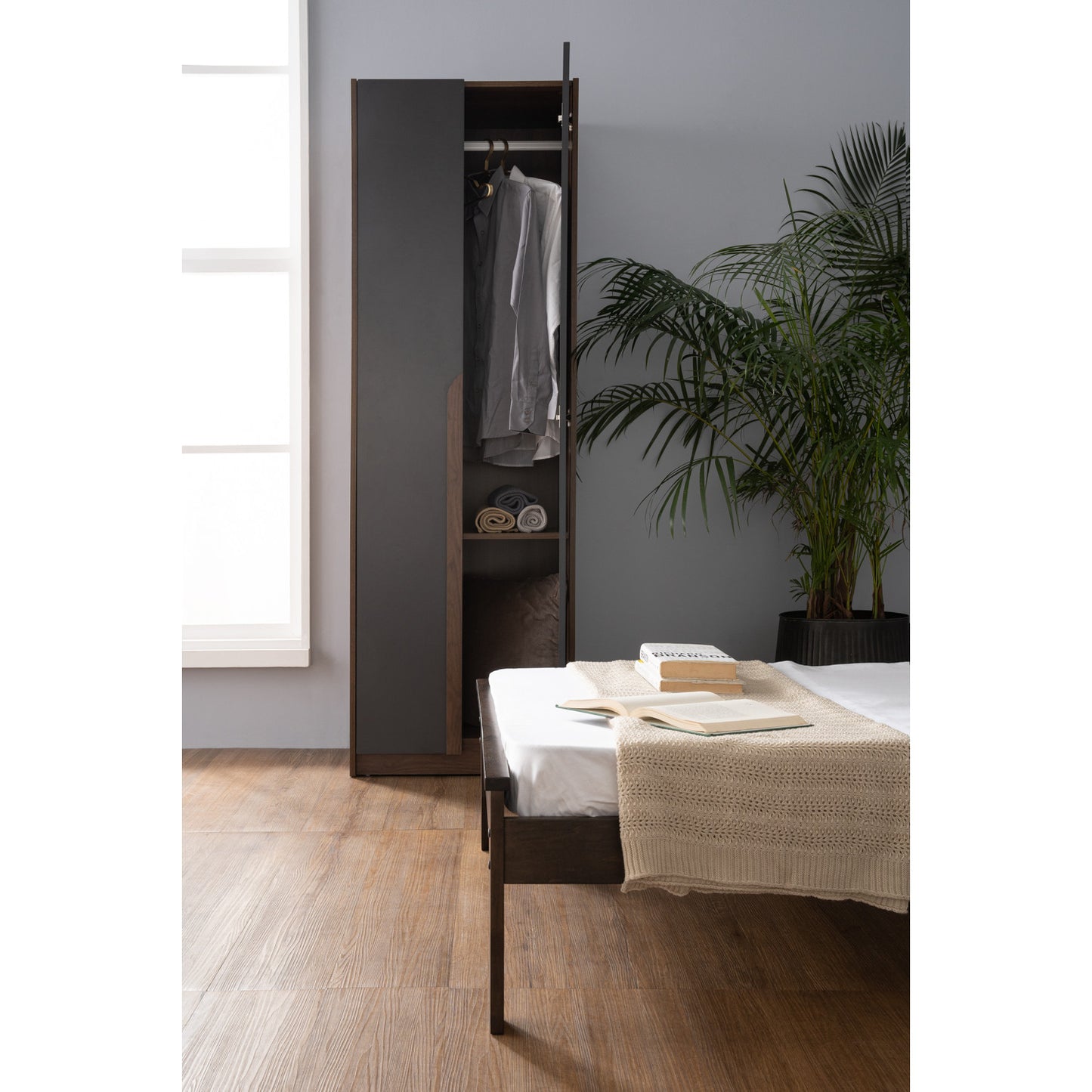 MANDO 2 Door Wardrobe - Black