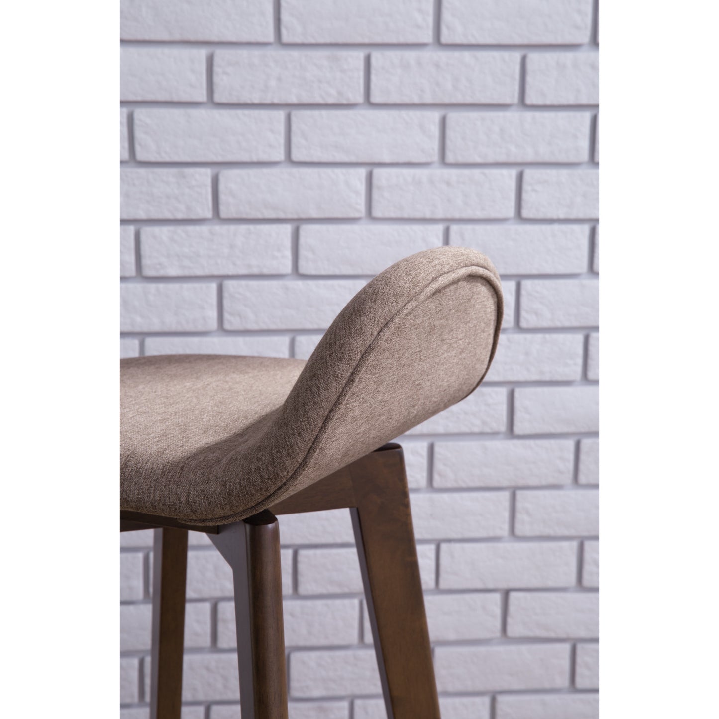 MORA Barstool - Chestnut (710 SH)