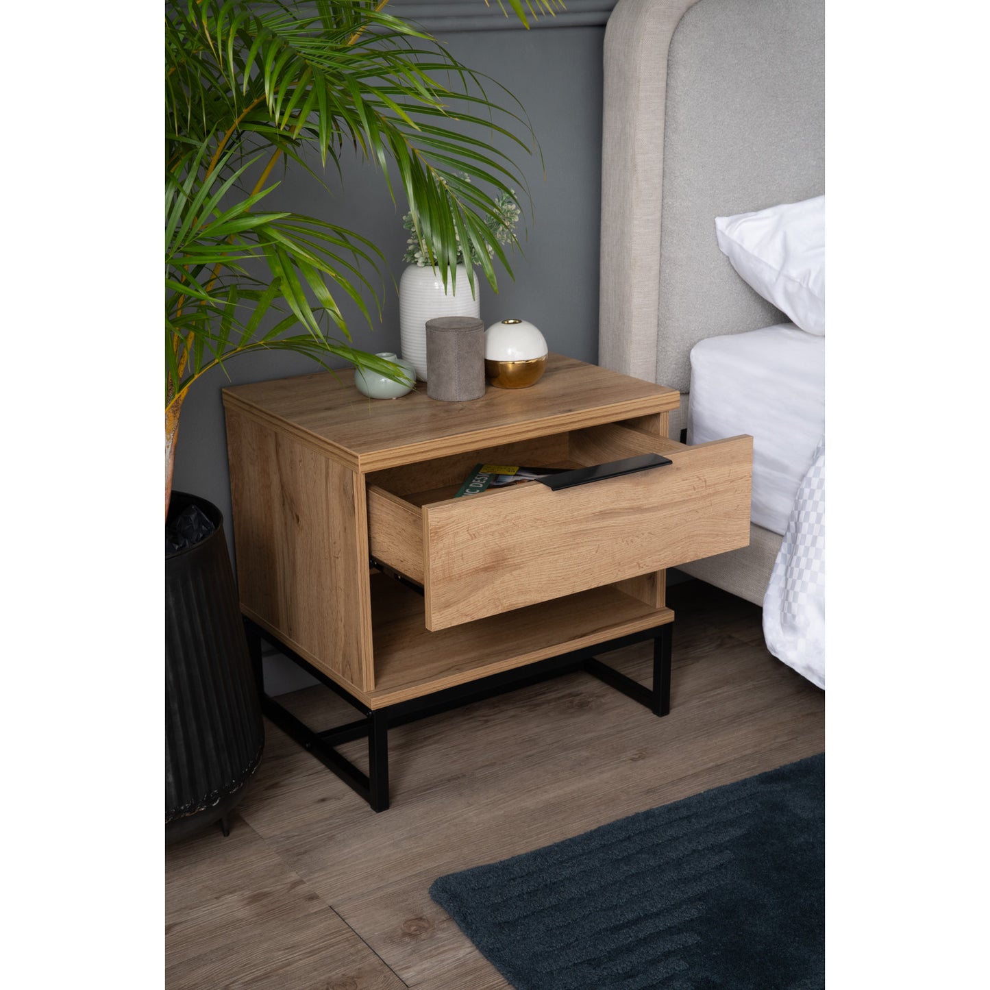WALDO Bed Side Table