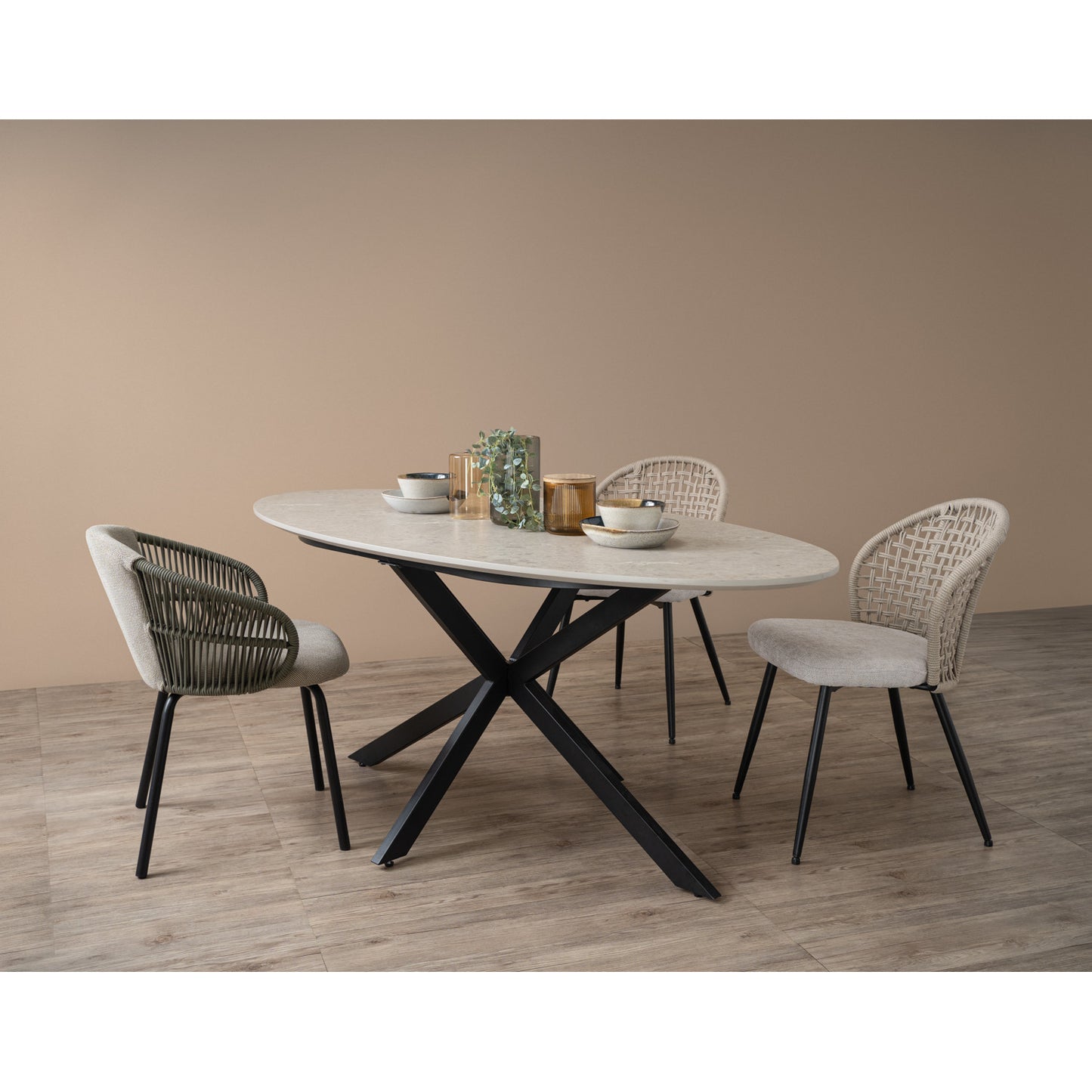 ALLUR Dining Chair