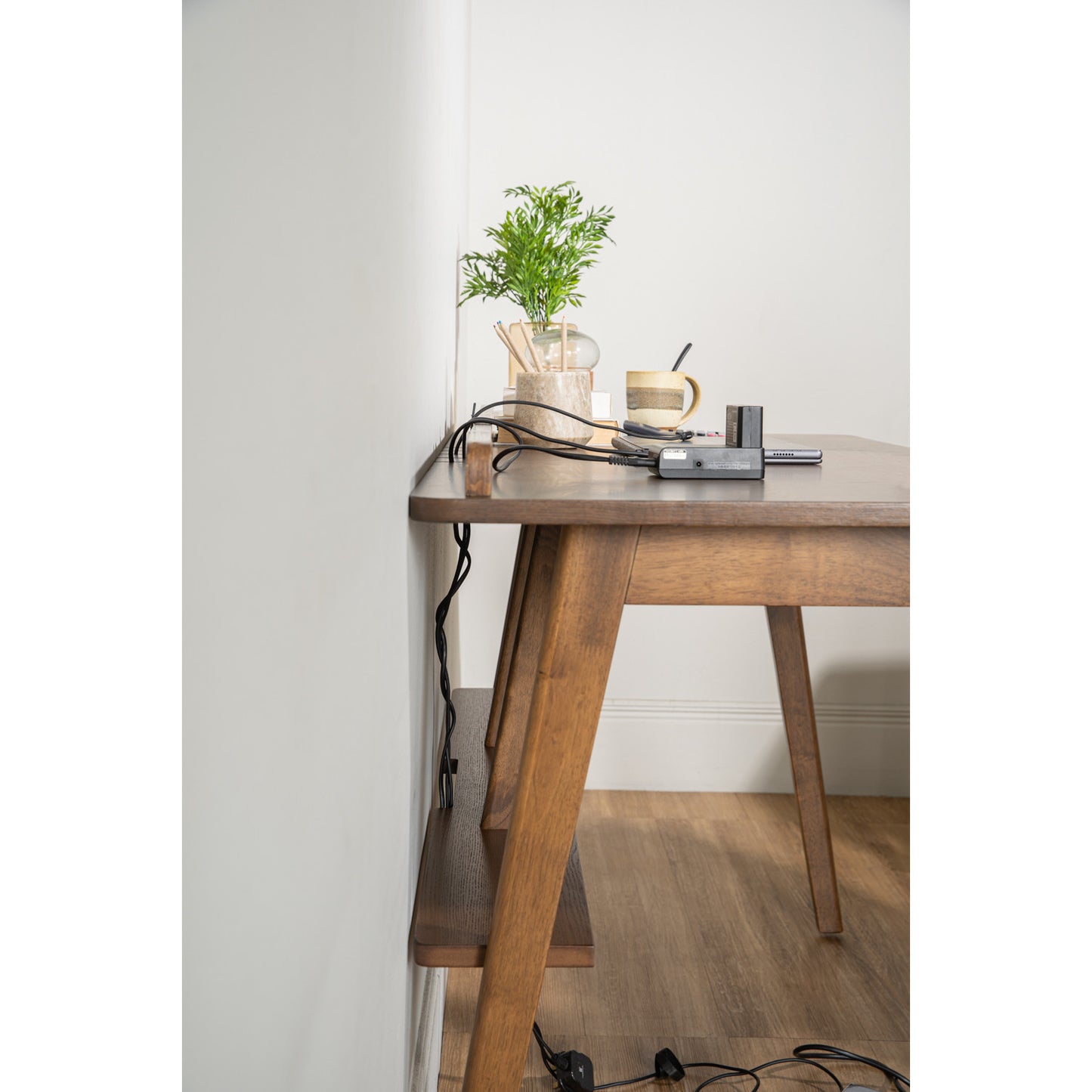 COLT Desk