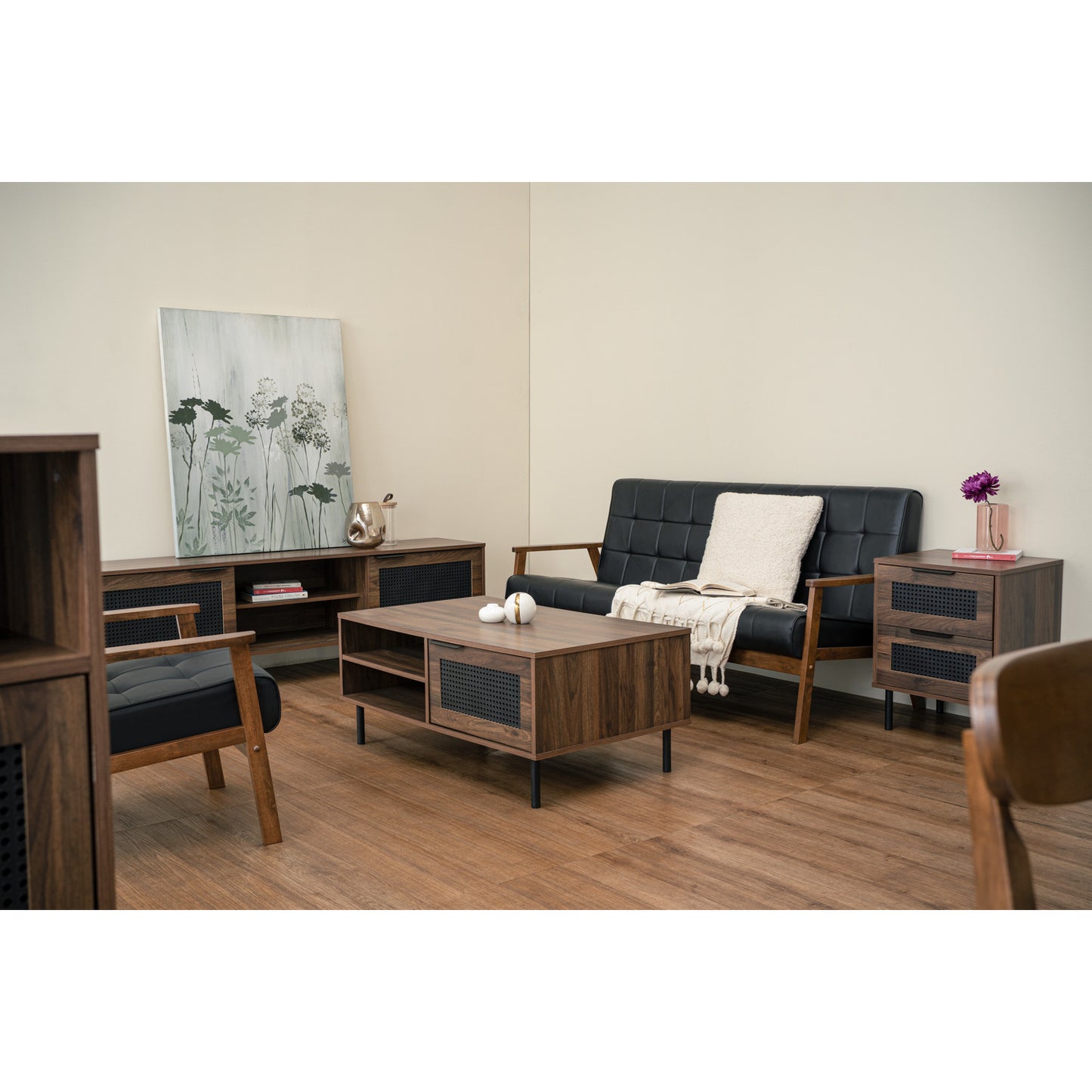 DALLAS TV Cabinet - Walnut