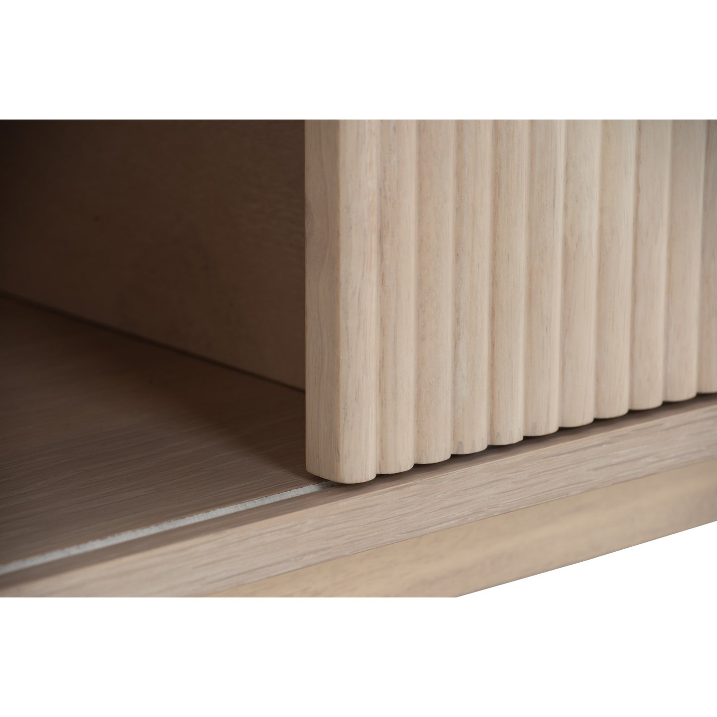 LUDLOW Coffee Table (1190L)
