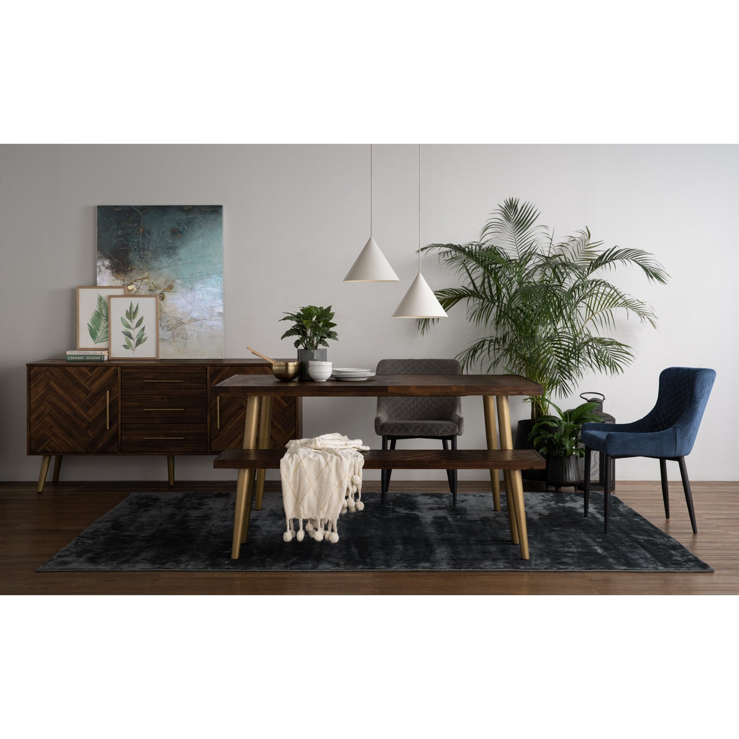 SIVAN Dining Table (1600L)